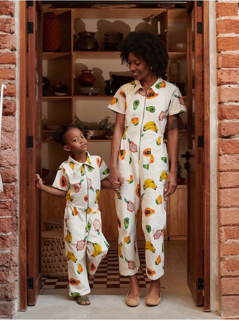 Noble utility suit sz 5-6 kids